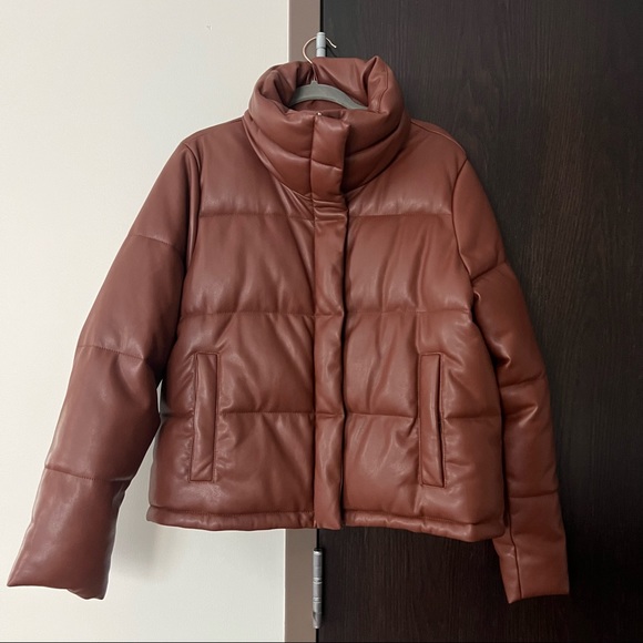 Abercrombie & Fitch Jackets & Blazers - A&F Mini Leather Puffer XL